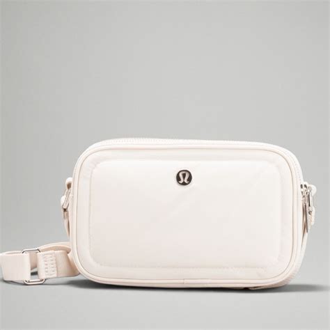 lululemon camera bag dupe|lululemon camera bag white opal.